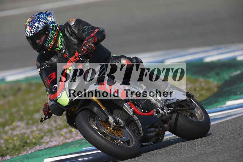 /Archiv-2024/02 29.01.-02.02.2024 Moto Center Thun Jerez/Gruppe gruen-green/63